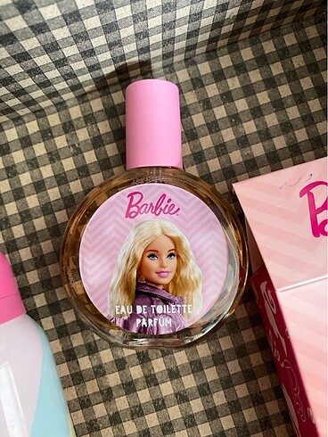 Barbie Barbie parfüm ve deodarant