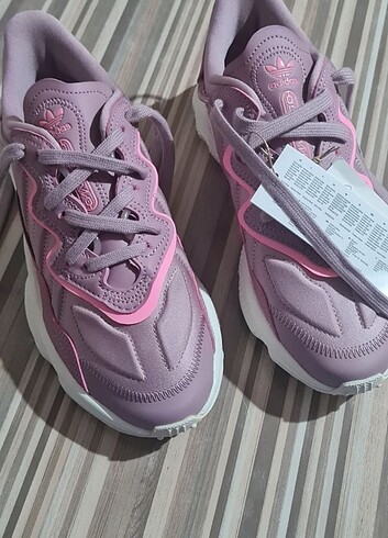 38 Beden pembe Renk Adidas ozweego sıfır gül kurusu