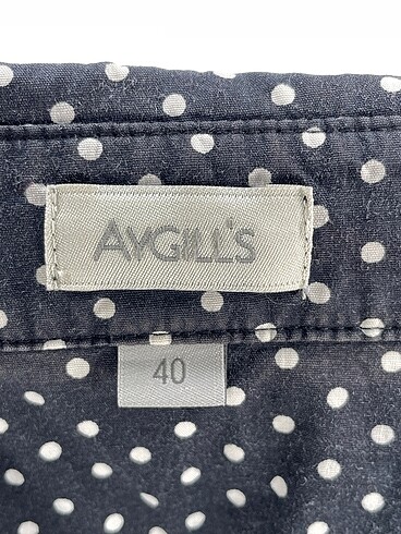 40 Beden çeşitli Renk Vintage Love Bluz %70 İndirimli.