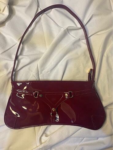 Cherry Red Rugan Baget Çanta