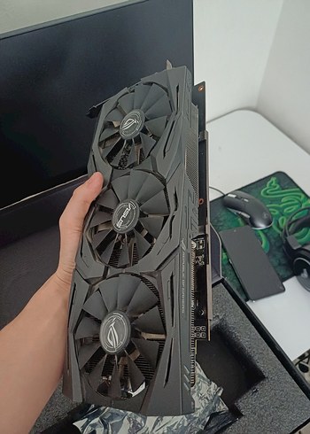 ASUS ROG STRİX RX 590 8GB 256 BİT - Görsel 5