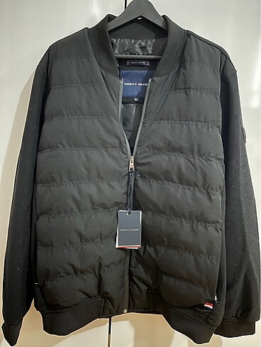Tommy Hilfiger Siyah Erkek Mont
