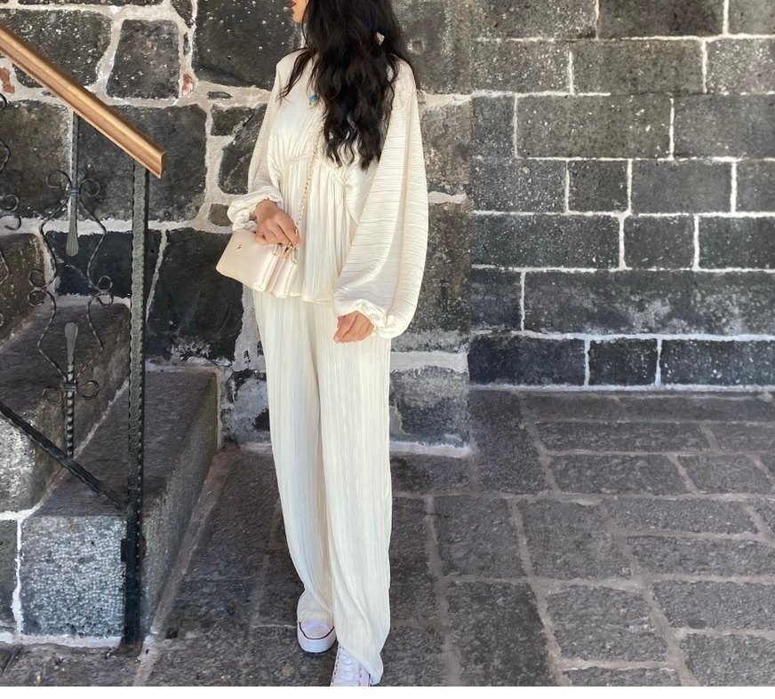 Beyaz Pilili Kadın Takım - Görsel 2