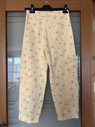 Zara zara marka çiçekli pantolon