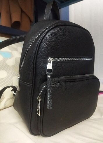 Orijinal Stradivarius sırt çantası 