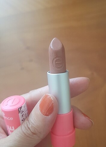 Essence Hydra Matte Ruj