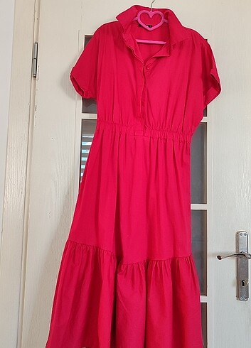 Kırmızı yazlık elbise
