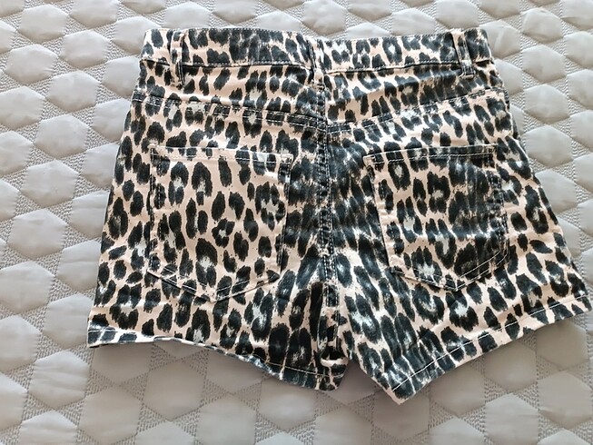 Leopar şort