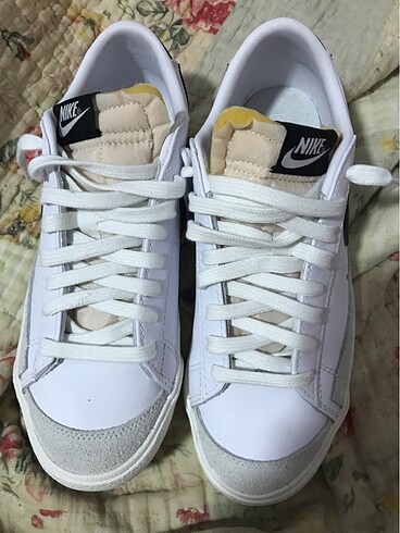 40 Beden beyaz Renk Nike ayakkabı