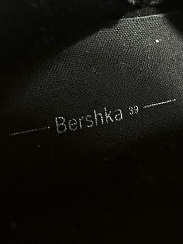 39 Beden bershka topuklu bot