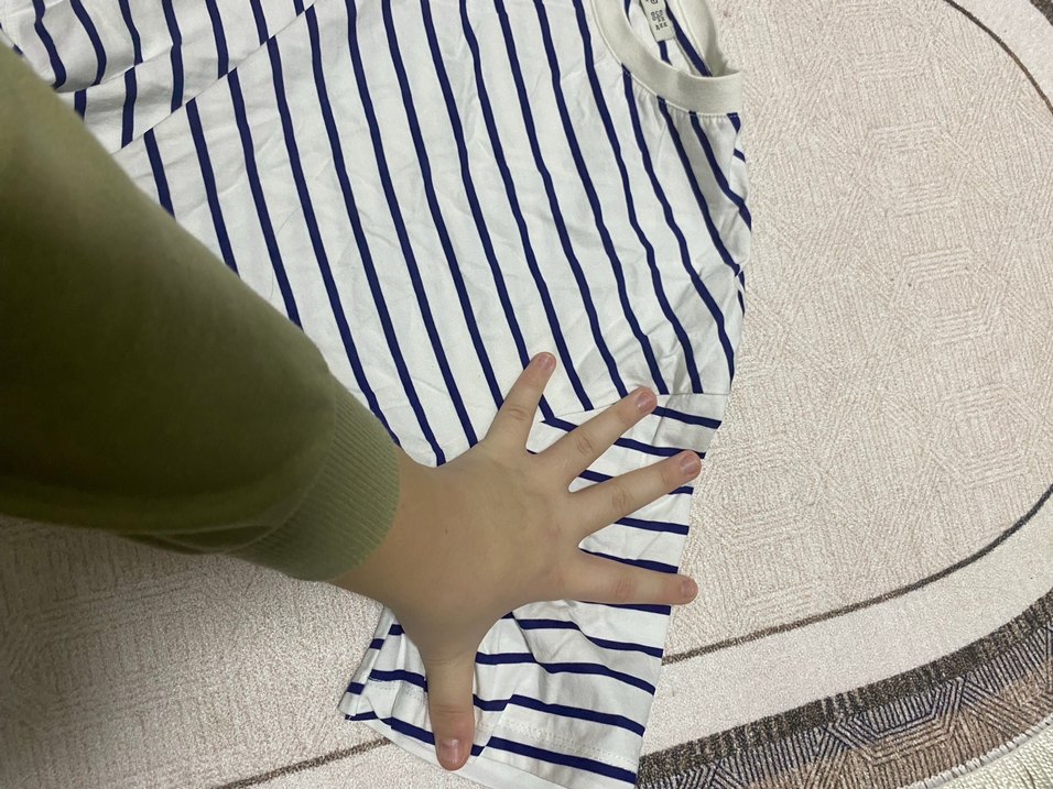 Lacivert beyaz çizgili oversize crop - Görsel 2