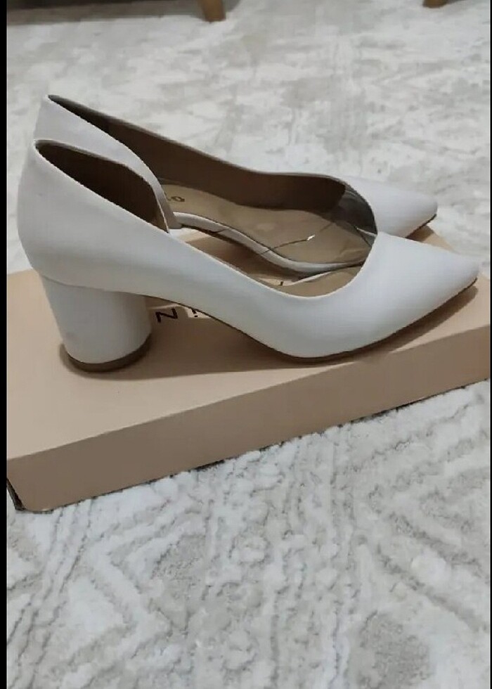 Topuklu ayakkabı - Görsel 2