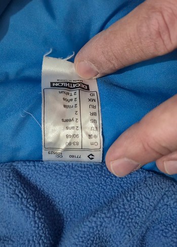 Decathlon Kapüşonlu Kamuflaj Desenli Erkek Çocuk Mont