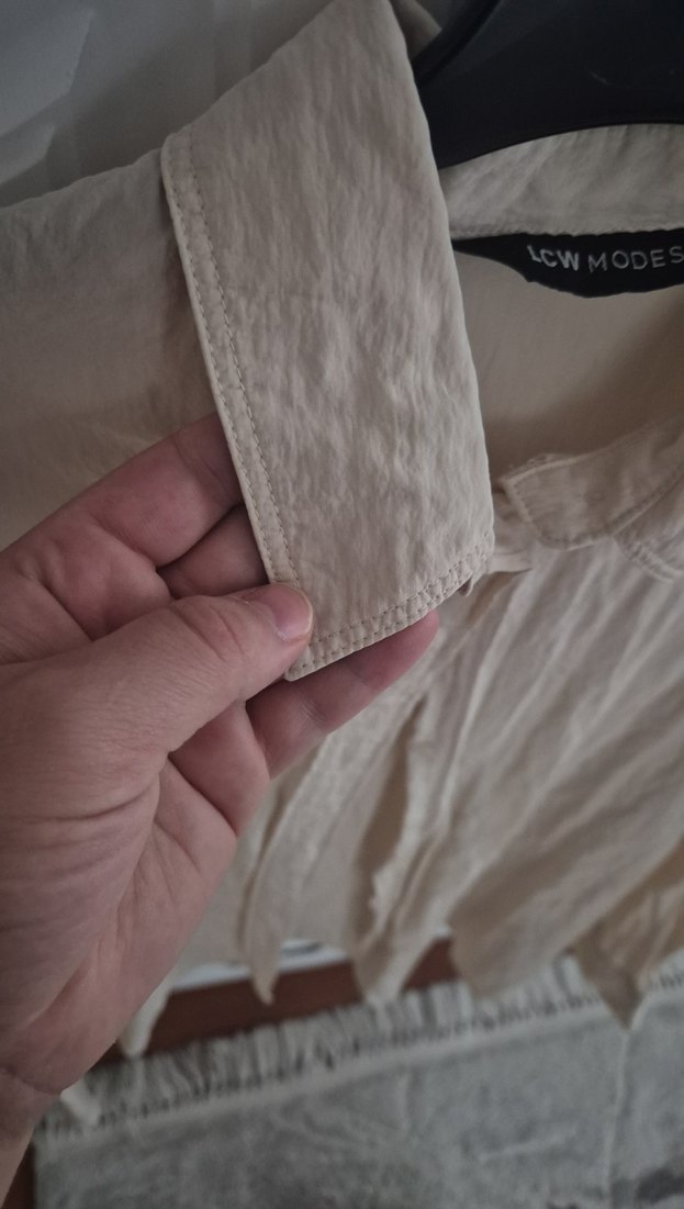 Bej Keten Düğmeli Kadın Gömlek - Görsel 3