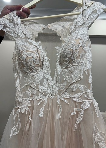 Bej Bohem V Yakalı Uzun Gelinlik - Görsel 7