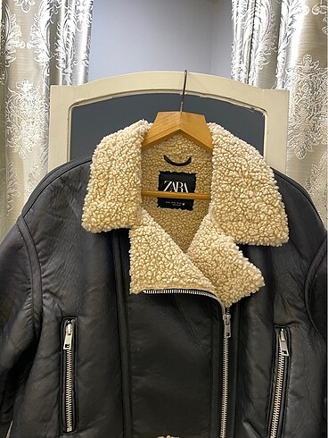 xl Beden ZARA Deri Kürklü Crop Biker Ceket
