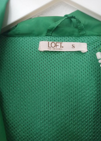 Loft Parlak yeşil kapüşonlu yağmurluk.
