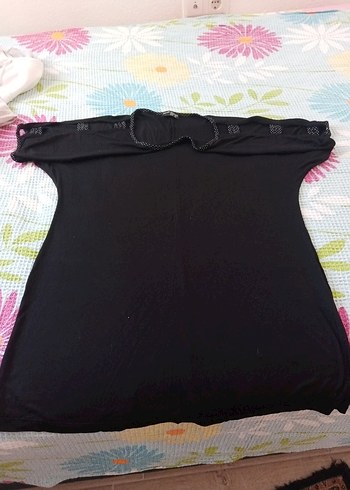 xl Beden siyah Renk Omuz dekolteli şık bluz.