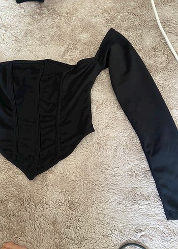 l Beden V Yakalı Siyah Gotik Bustiyer