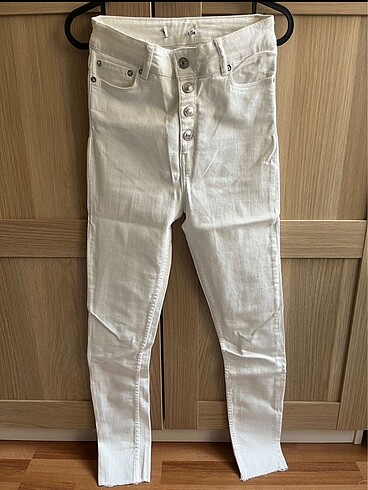 Zara Skinny Beyaz Jean 36 beden