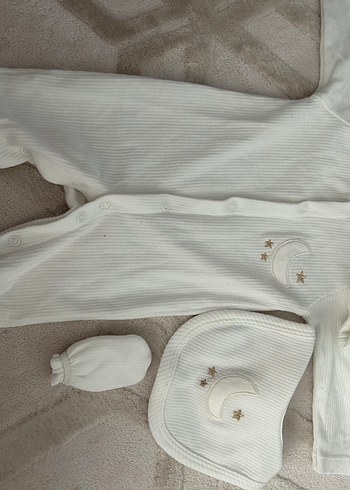 Yenidoğan Beden beyaz Renk Beyaz Nakışlı Bebek Erkek Tulum