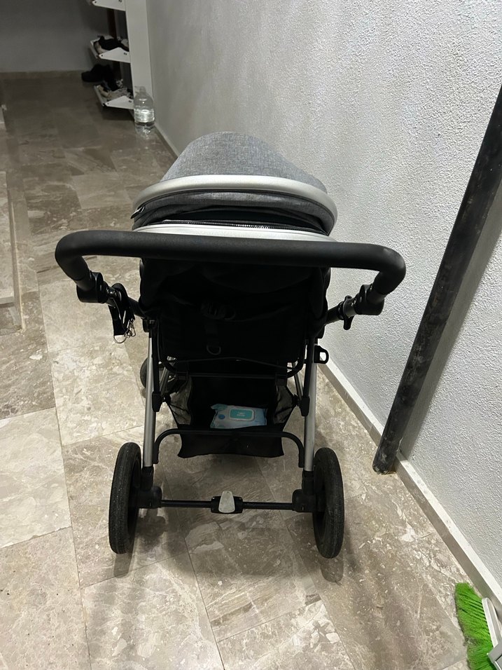 Gri Bebek Arabası - Görsel 3