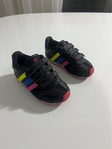 Adidas Orginal Adidas kız çocuk Ayakkabısı 23 numara