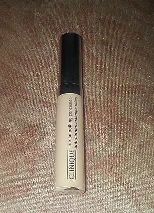 Clinique Concealar