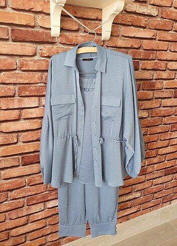 Jogeer pantolon, bluz ve ceket takım, Gusto marka