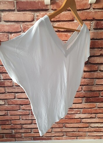 48 Beden beyaz Renk Bluz/ t shirt Love My Body marka