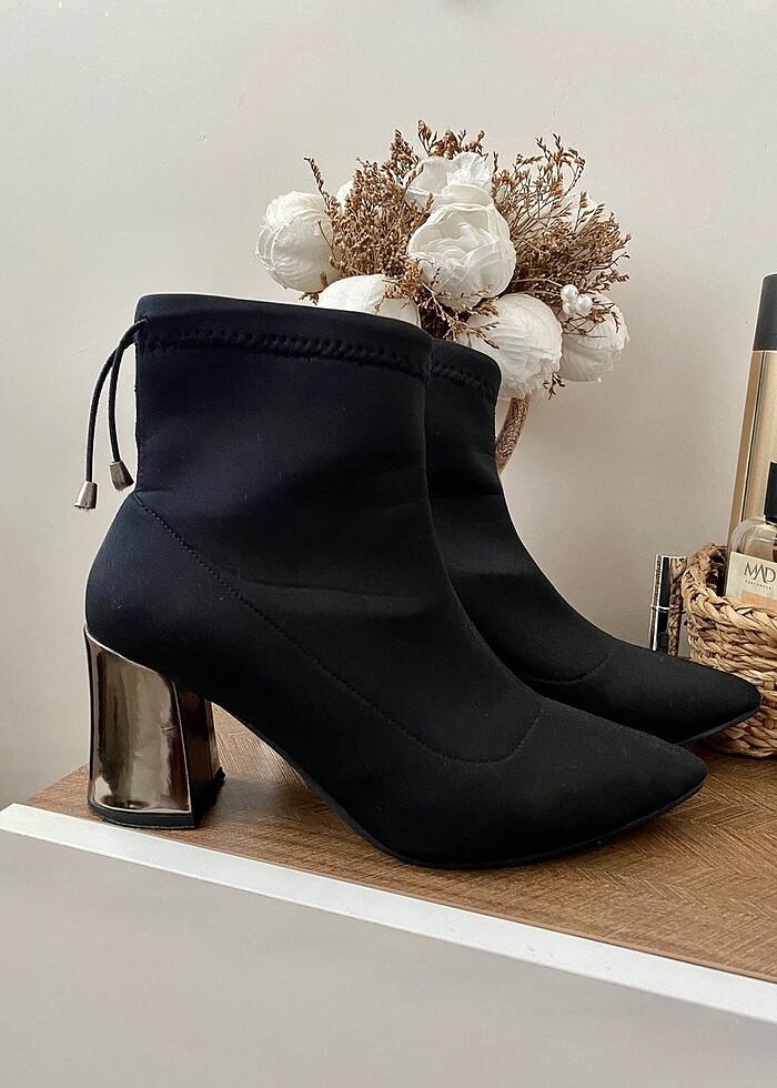 Kalın Topuklu kumaş bot - Görsel 3