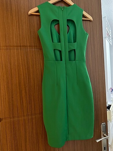Diğer Yeşil fit kalem elbise sırt dekolteli