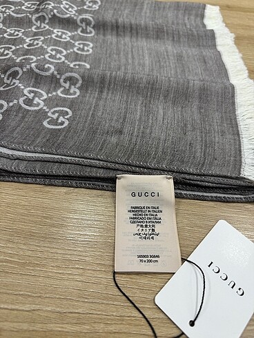  Beden çeşitli Renk GUCCI - Yün 0 İpek Şallar