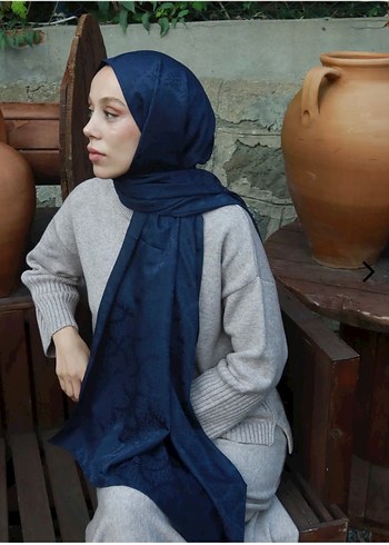 Lacivert Desenli Kadın Jakar Şal - Görsel 3