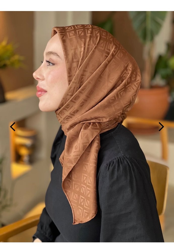 Kadın Kahverengi İpek Dokulu Jakar Eşarp - Görsel 2