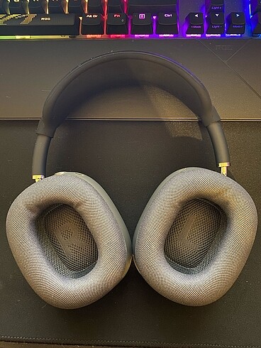 Beden Apple AirPods Max