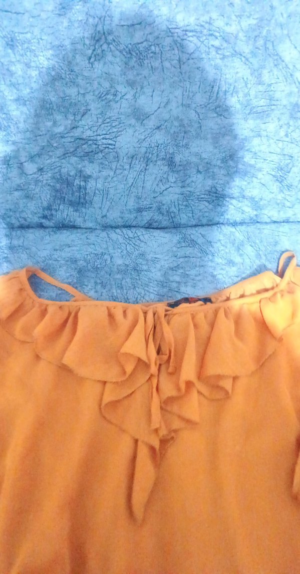 Sarı Fırfırlı Uzun Kollu Bluz - Görsel 4