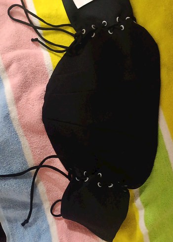 Siyah Gotik Kayışlı Straplez Bustiyer - Görsel 5