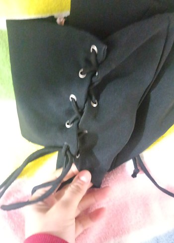 Siyah Gotik Kayışlı Straplez Bustiyer - Görsel 3