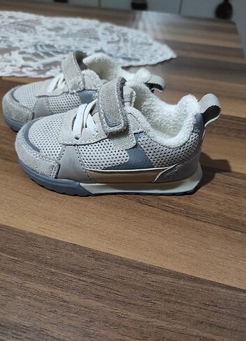 Zara Bebek ayakkabı