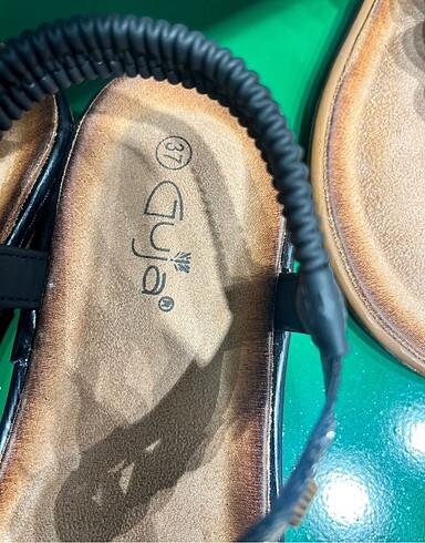 Diğer Guja sandalet