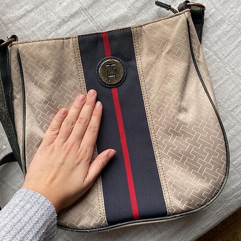  Beden ten rengi Renk Tommy Hilfiger Askılı Çanta
