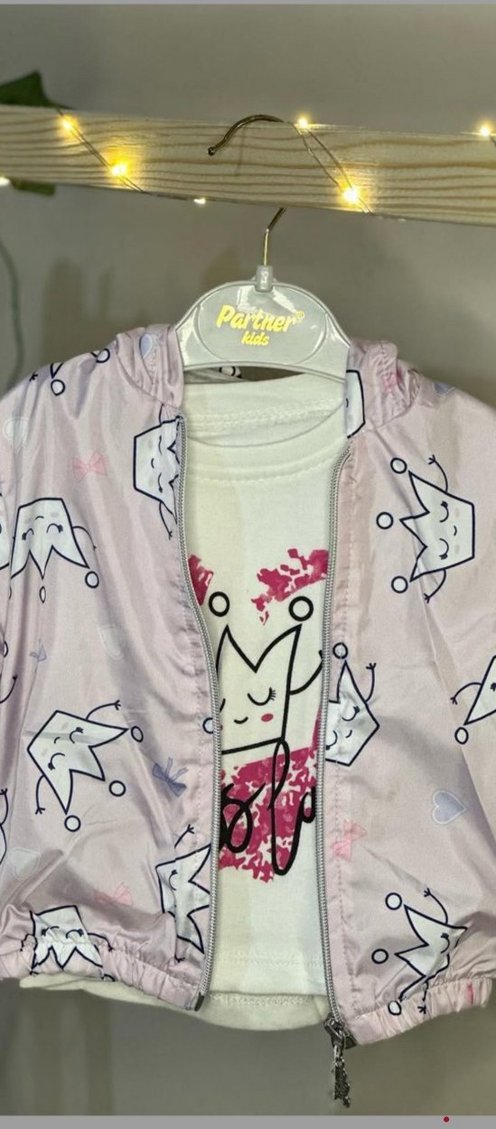 Kız Çocuk Pembe Baskılı Yağmurluk - Görsel 2