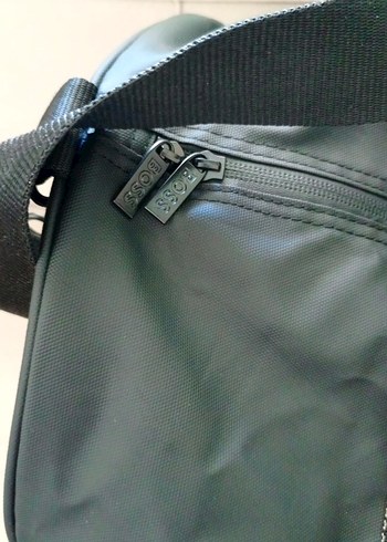 BOSS Siyah Gri Spor Çantası - Görsel 2