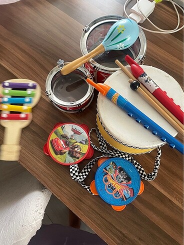 Muzik aletleri