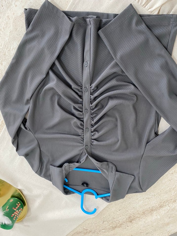 Düğmeli Gri Uzun Kollu Kadın Gömlek - Görsel 2