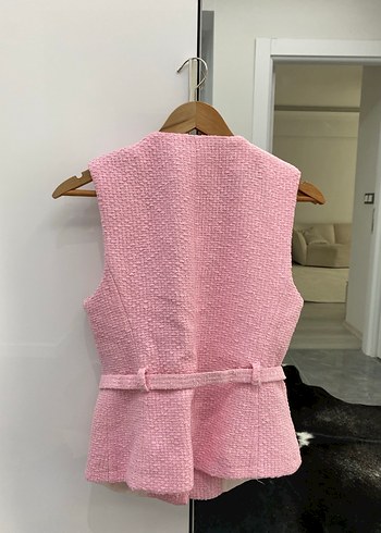 Zara Düğmeli Pembe Kısa Triko Yelek