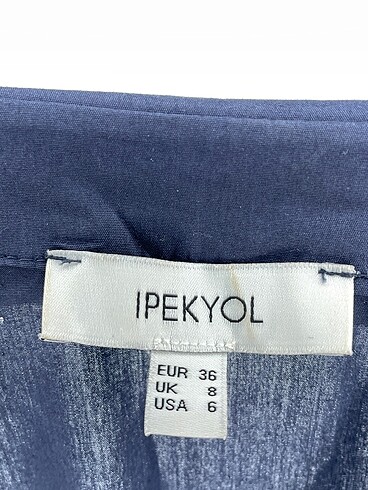 36 Beden lacivert Renk ipekyol Gömlek %70 İndirimli.