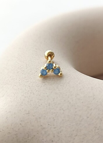 Zara Mavi 3 taş tragus piercing
