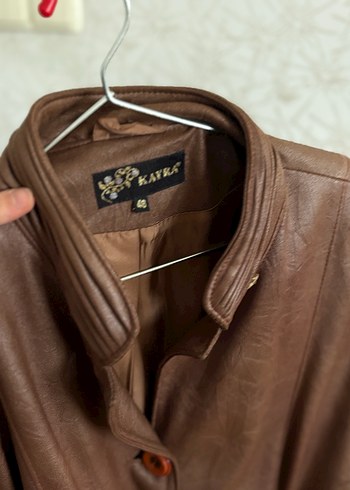 Düğmeli Kahverengi Uzun Deri Kadın Ceketi - Görsel 5